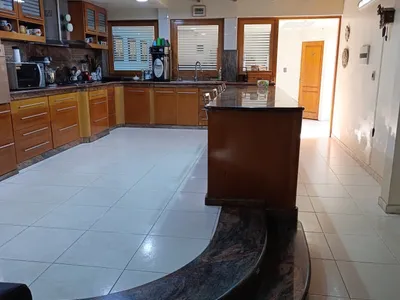 Casa en Venta Urb El Bosque I de esquina Cumaná 